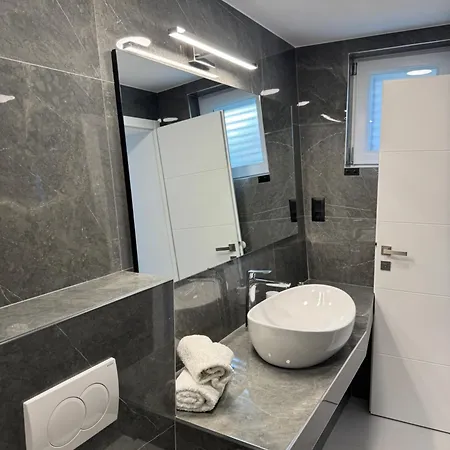 Apartamento Roko Omiš